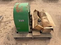 Lot 220