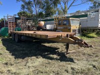 Lot 208